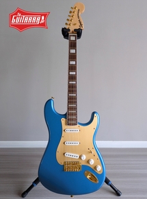 Imagen de guitarra Squier 40th Strat Gold Ed.