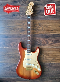 Imagen de guitarra Squier 40th Strat Gold Ed.