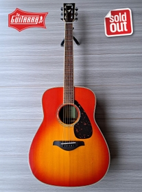 Imagen de guitarra Yamaha FG-830